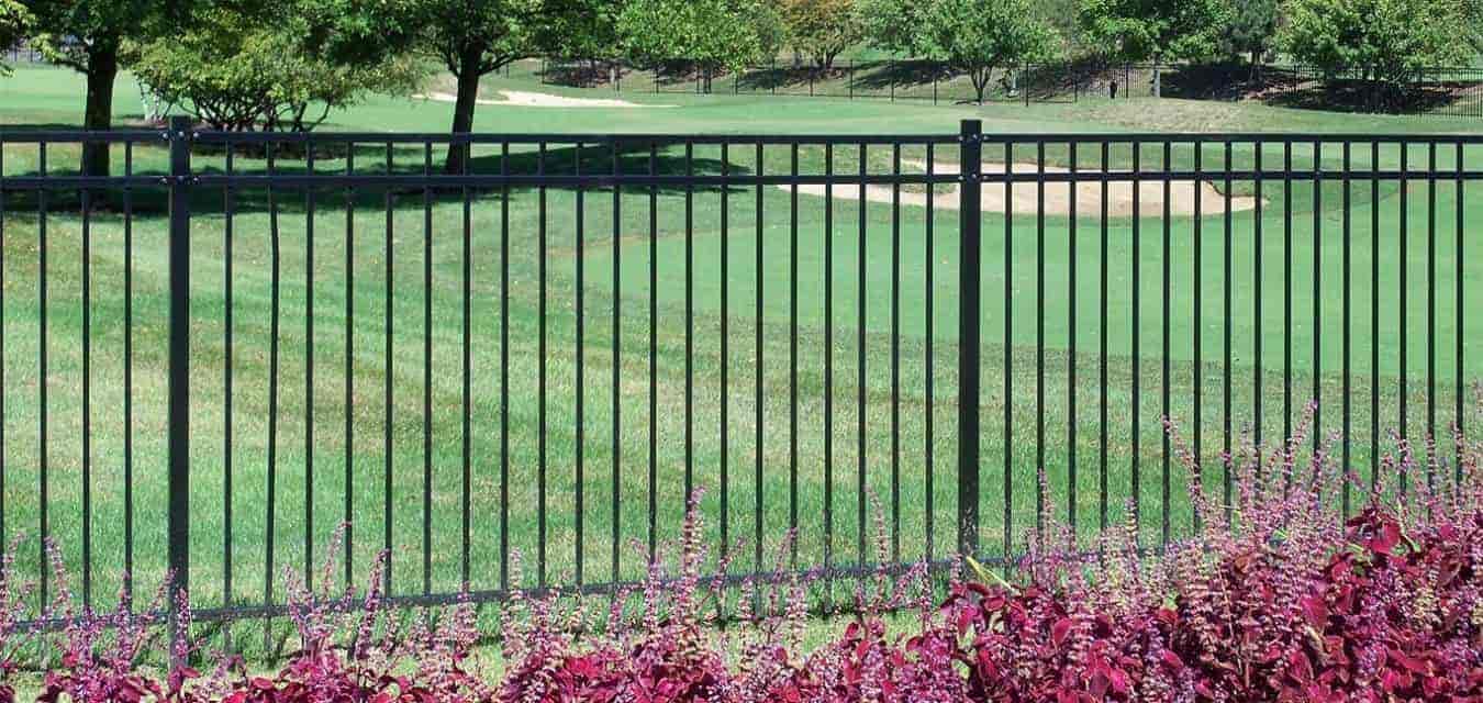 America S Backyard Chicagoland S Fences And Decks